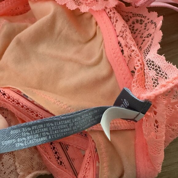 NWOT Aerie American Eagle Bras Set of 3 S Eyelet Lace Bralette Balconette Pink - Picture 9 of 9